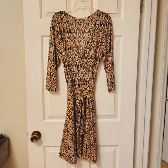 41 Hawthorne faux wrap dress - Picture 4 of 11